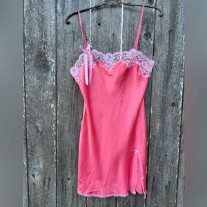 Victoria's Secret Angels Pink Lace Chemise night gown Sz Small *581